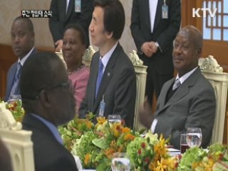 한-우간다 정상회담…아프리카 외교 스타트