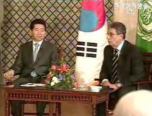 노무현 대통령 아랍 회원국 면담