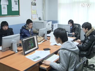 알몸 졸업식 이제 그만!