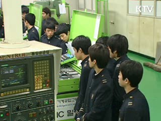 삼성전자, '마이스터고 출신' 정규직 우선 채용