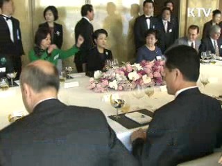 김윤옥 여사 "한식 맛보면 한국 더 좋아할 것"