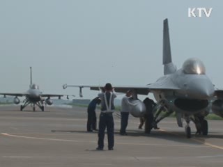 이 대통령 "군대다운 군대 만들어야"