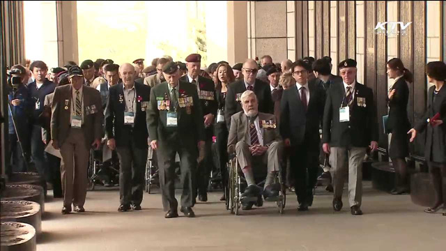 영국군 참전용사 훈장기증…"사망 후 한국에 묻히고 싶어"