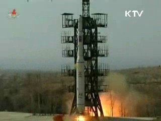 현인택 통일부 장관 "北 위협행동, 세습문제가 원인"