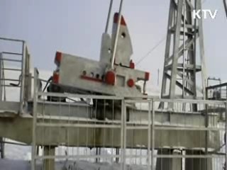 "석유 수급 차질시 비축유 방출 추진"