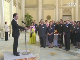 이 대통령 "G20, 더불어 발전해야"