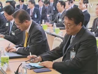 이 대통령 "내년 6자회담 통해 북핵 폐기"