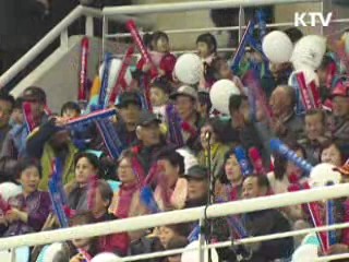 "기술 앞에 장사 없네"···김천 천하장사 씨름대축제