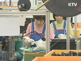 정부, 대북조치후 완제품 첫 반입 승인