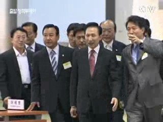 "기업 선제적 투자, 사회적 책임"