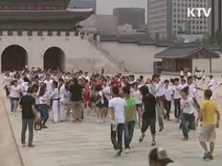 런던에선 국악으로 응원해요