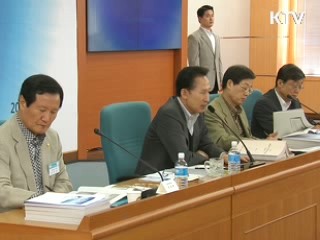 이 대통령 "위기속에서도 변화·개혁 진행돼야"