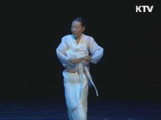 5년 만에 돌아 온 공옥진···'혼신'의 무대