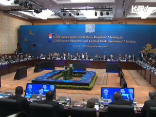 윤증현 장관, APEC서 G20 최종 조율