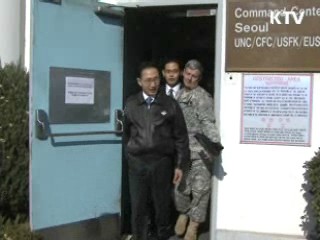 이 대통령 "연합훈련 상대에게 큰 압박"