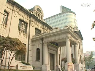 한은 "통화정책, 경기 회복에 초점"