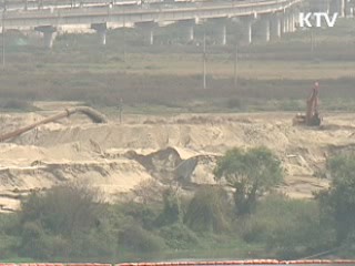 정부, 낙동강 폐기물 47만㎥ 처리 착수