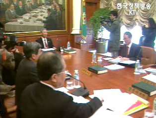 경기 상승세, 환율 급락 일시적