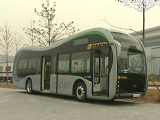 한국형 저상버스 표준모델 공개