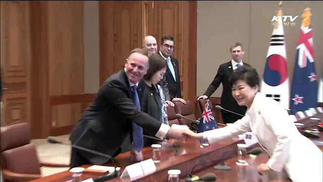 한-뉴질랜드 정상회담…FTA 정식 서명