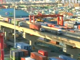 운송거부로 인천항 수송량 평소의 44%