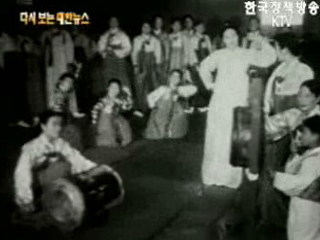 무용연구소를 찾아서(`57)