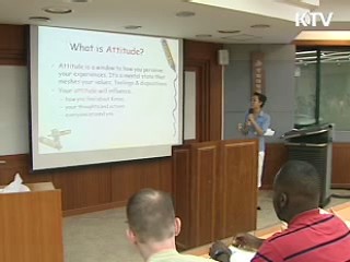 TaLK, 영어 봉사도 하고 한국도 배운다