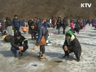 송어 낚고...눈썰매 씽씽