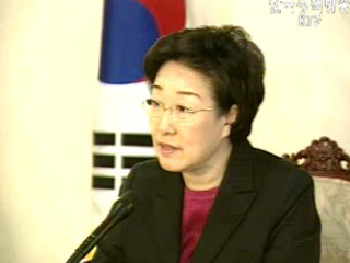 고가 교복 거품 논란 철저히 조사할 것