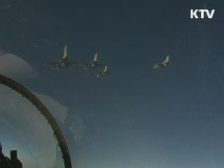 "군 개편안 연내 매듭···차질없이 추진해야"