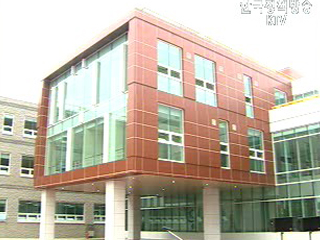 특성화고 교장에 자격증 미소지자 첫 임용