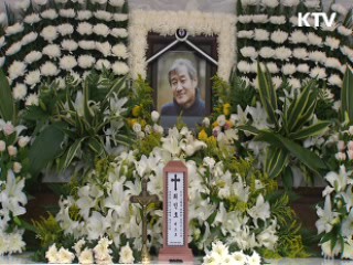 '영원한 청년 작가' 최인호 별세