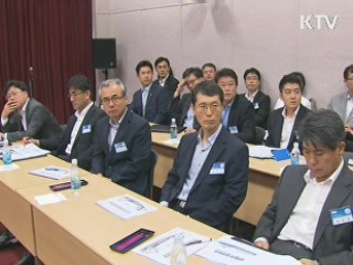 이 대통령 "방산에서도 새 원천기술 가져야"