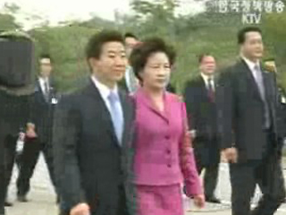 군사 분계선 넘어 분단의 벽 허물어