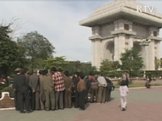 이 대통령 "北, 경제 자립할 수 있도록 만들어야"