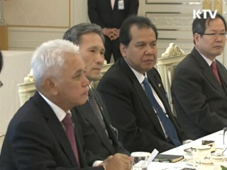 이 대통령, 인니 경제 특사단 접견