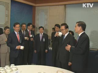 이 대통령-박원순 서울시장 '첫 만남'