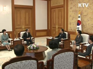 이 대통령 "권력형 비리·공직부패 근절돼야"