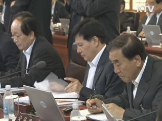 이 대통령 "대학 구조조정, 재학생 불이익 없도록"