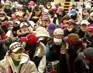 철도 노조원 농성중단 일부 복귀