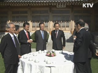 이 대통령, 퇴임후 논현동 자택으로