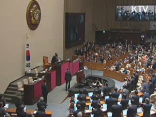 이 대통령 "정부-국회 국익 위해 협력해야"