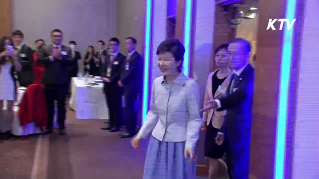 박 대통령 출국…오늘 저녁 뉴델리 도착