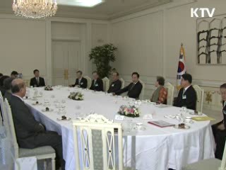 이 대통령 '녹색성장기본법' 서명