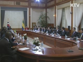 한-가봉 정상, 수교 50주년 축하서한 교환