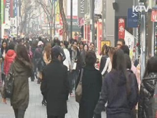 "실물지표 개선 속 고용·소비 부진 우려"