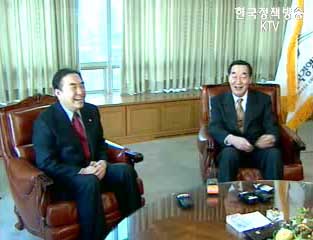 노사, 여전히 딴 목소리