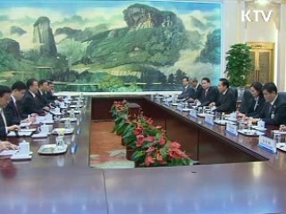 이 대통령 "위기관리체제 지속"