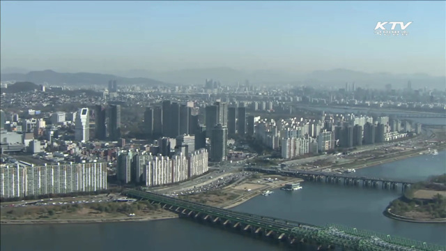 靑 "3% 성장률 회복…경제혁신 3개년 계획 결실"