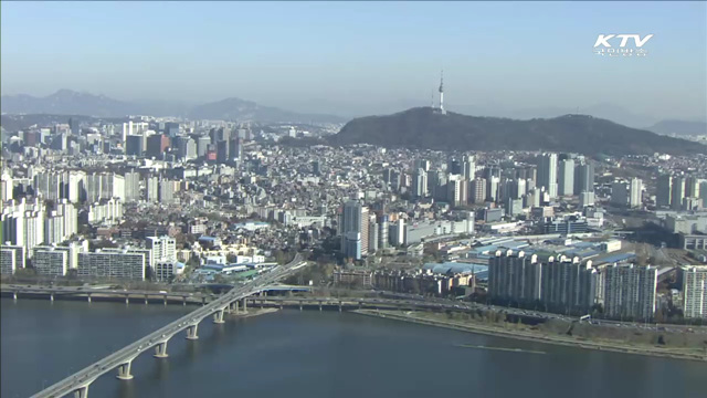 "낮은 노동생산성은 노동개혁으로 해소해야"